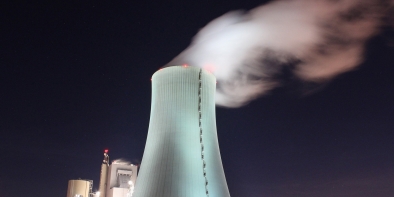 Der Kühlturm bei Nacht